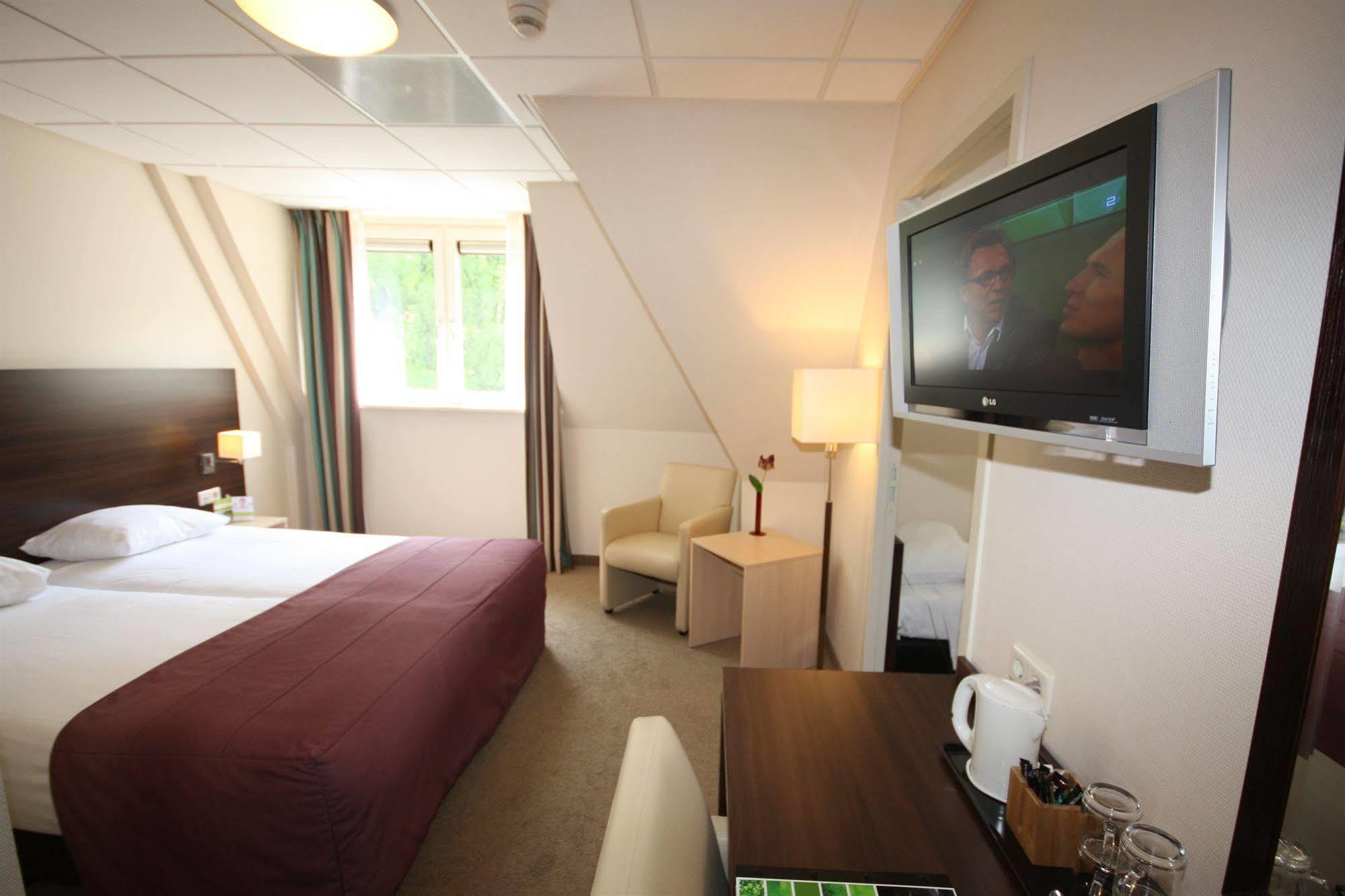 Hotel De Werelt Garderen Exteriér fotografie