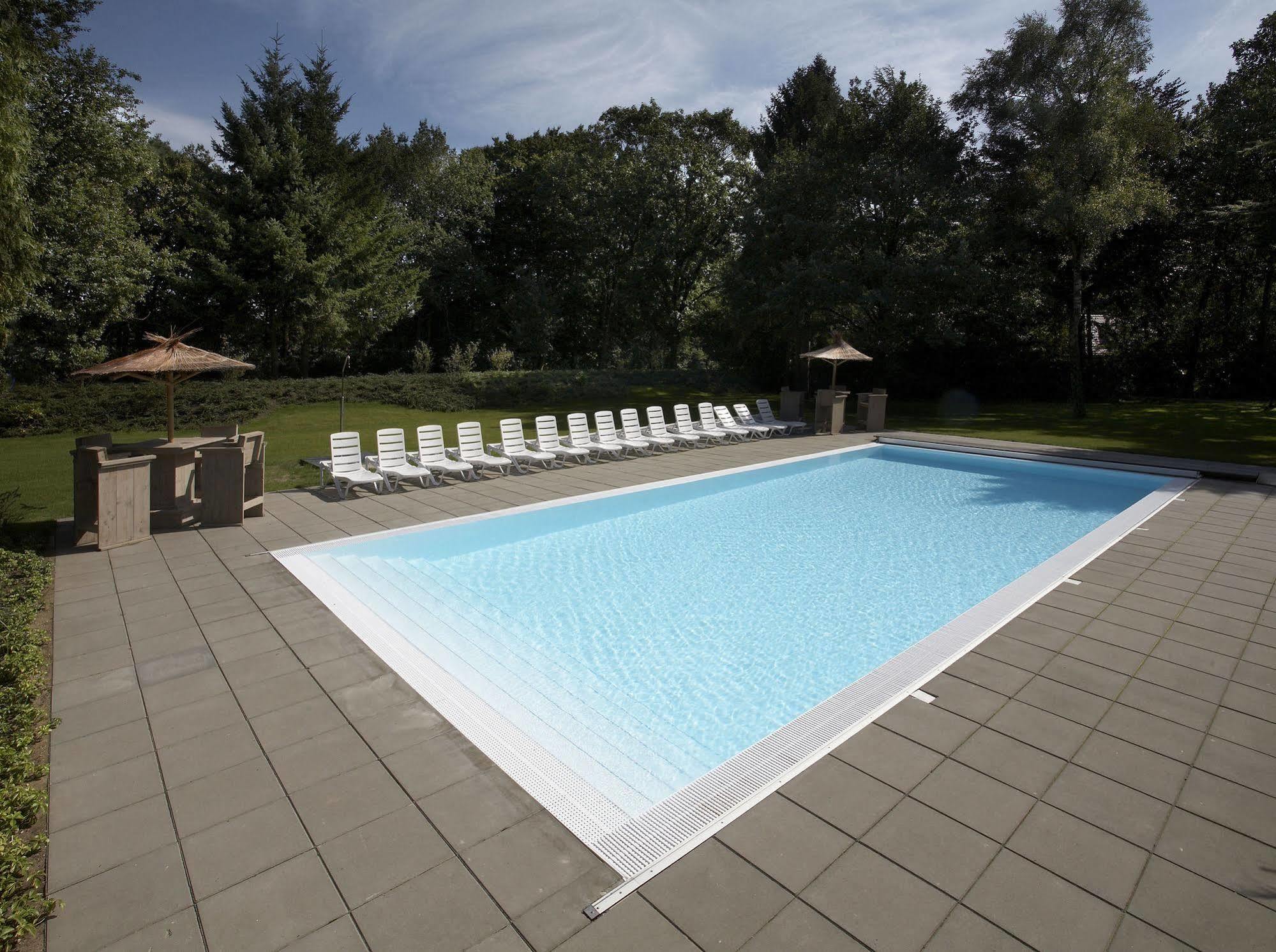 Hotel De Werelt Garderen Exteriér fotografie